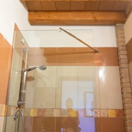 Private Close To Beautiful Parma