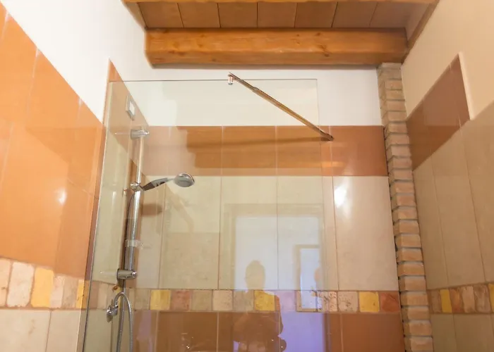 Private Close To Beautiful Parma